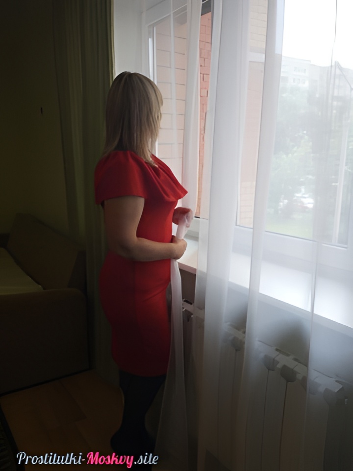 Надежда привлекальеная девушка из Березовского цена от 2000 руб