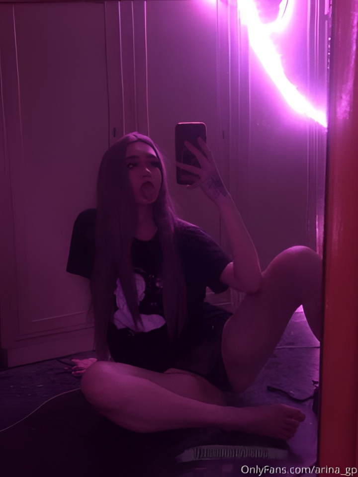 Зина привлекальеная девушка из Березовского цена от 2000 руб