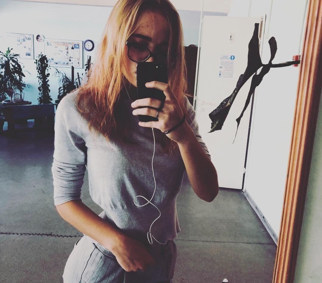 Надежда привлекальеная девушка из Березовского цена от 3000 руб