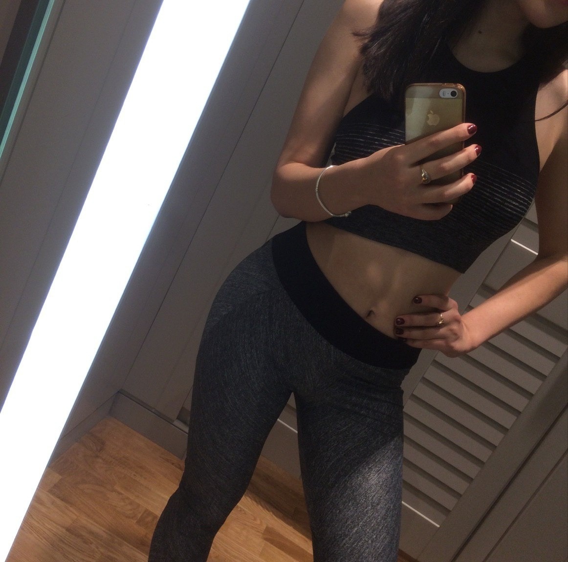 Катерина привлекальеная девушка из Березовского цена от 3000 руб