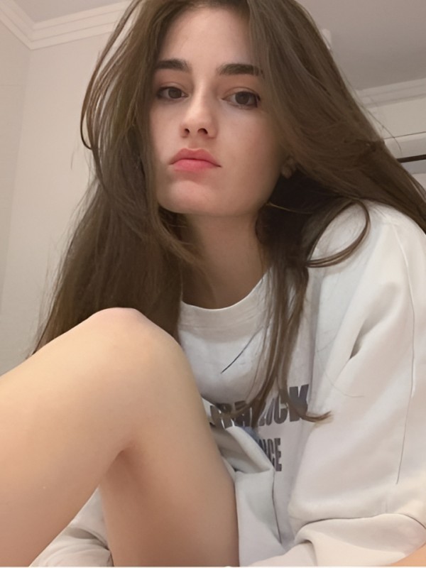 Елизавета привлекательная девушка из Березовского цена от 3000 руб