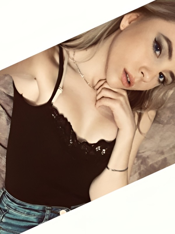 Тереза привлекательная девушка из Березовского цена от 1500 руб