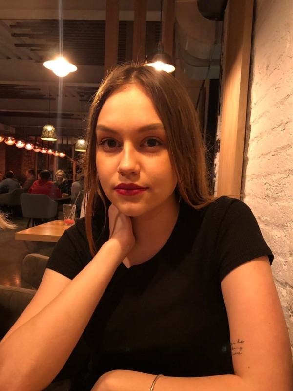 Влада привлекательная девушка из Березовского цена от 3000 руб