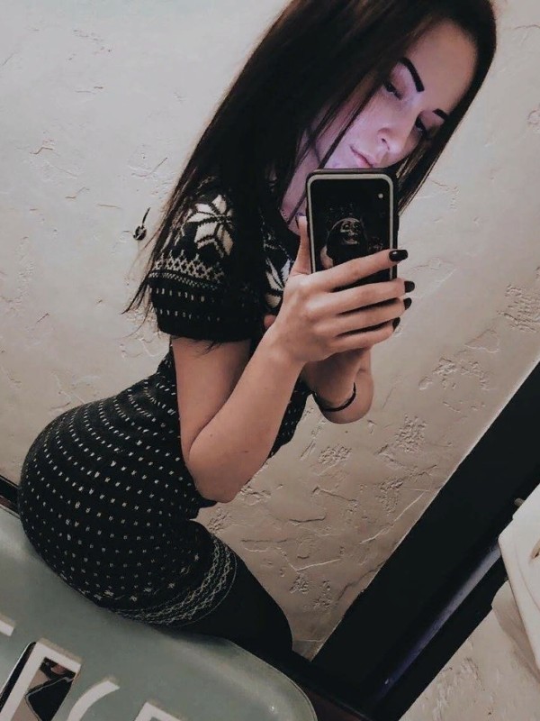 Люда привлекательная девушка из Березовского цена от 3500 руб