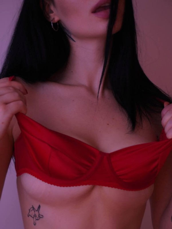 Ника привлекательная девушка из Березовского цена от 6000 руб